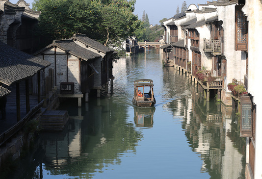 有顏值更有氣質(zhì)：千年水鄉(xiāng)啟動“烏鎮(zhèn)時間”