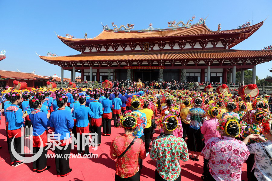 福建三大漁女同拜媽祖　蟳埔女惠安女湄洲女盛裝出行